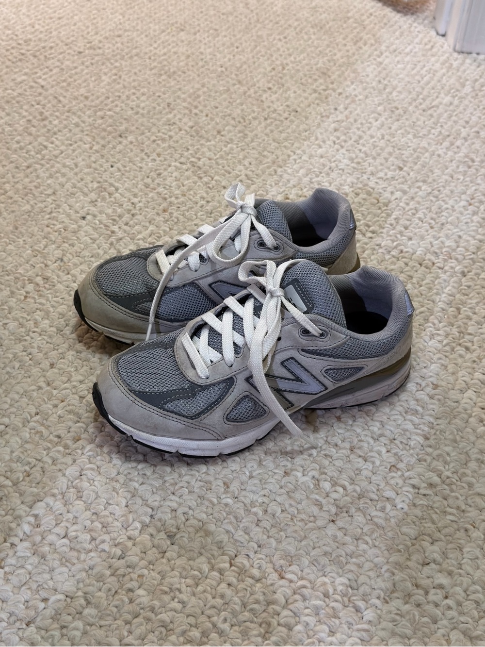 New Balance 900v4 Gray and White Women's Sneakers